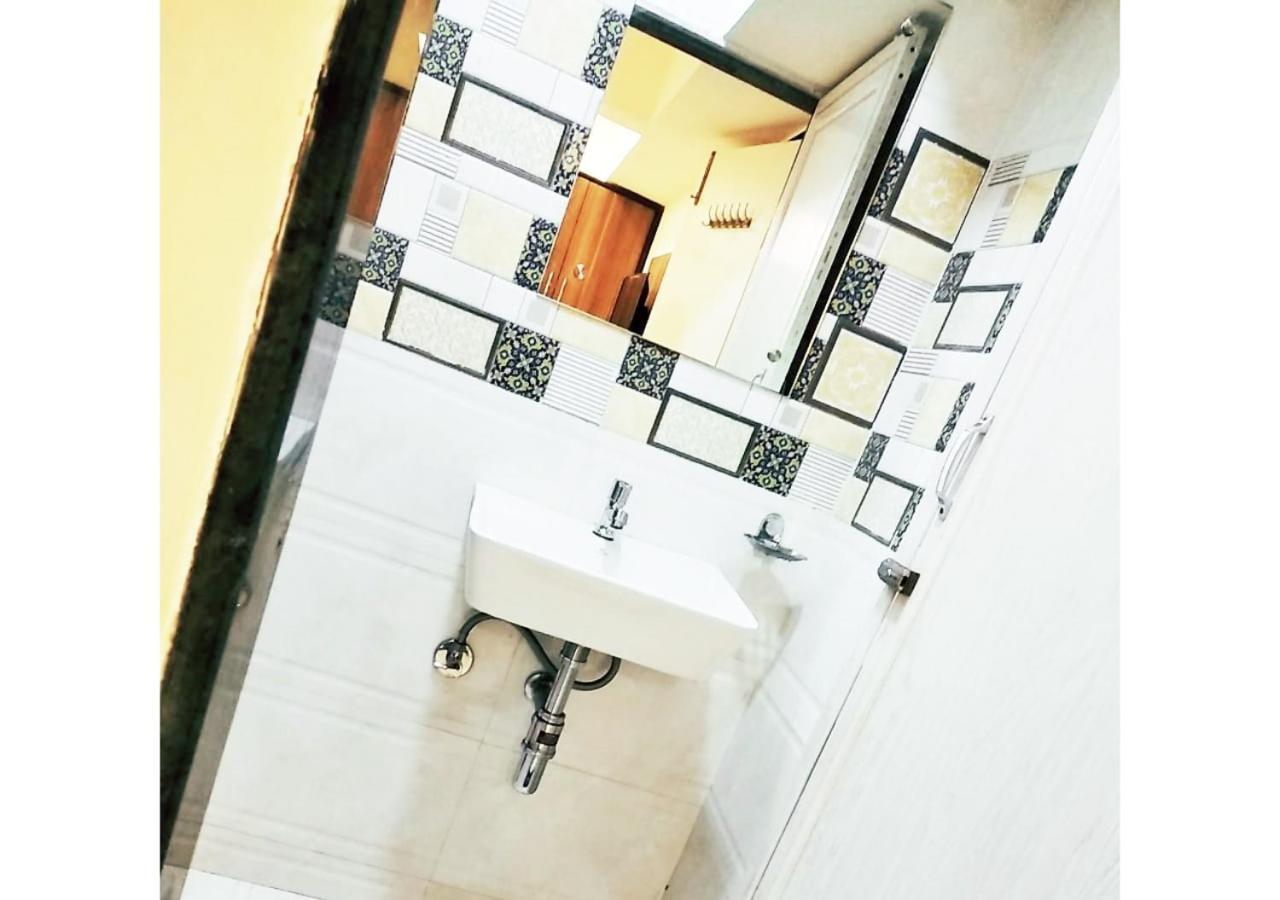 Hotel Ashyana - Near To Grant Road Station Mumbai Eksteriør bilde