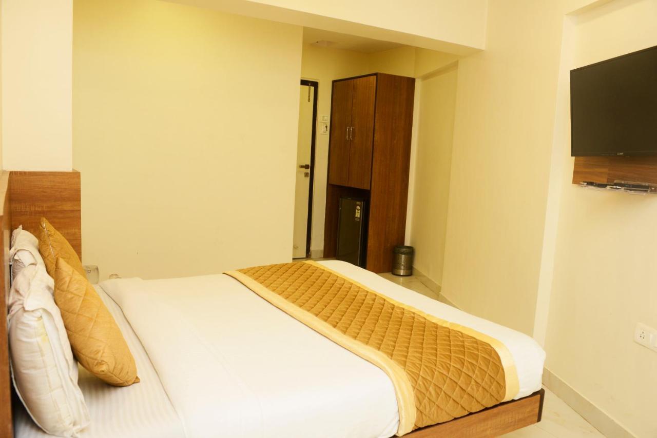 Hotel Ashyana - Near To Grant Road Station Mumbai Eksteriør bilde