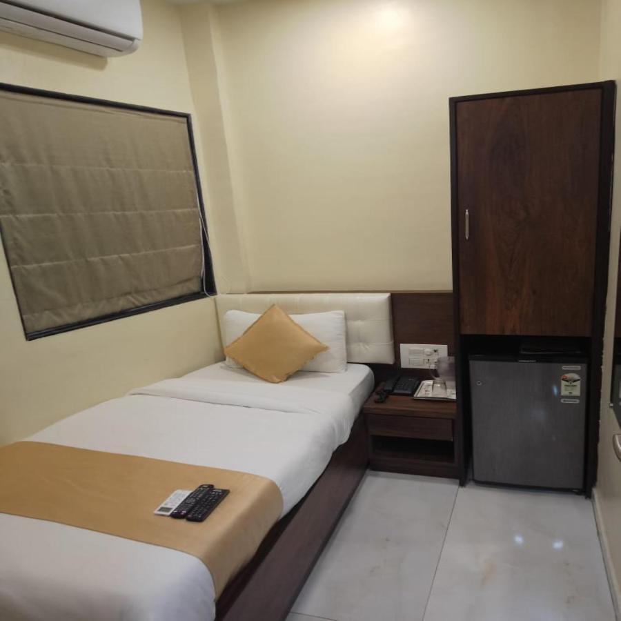 Hotel Ashyana - Near To Grant Road Station Mumbai Eksteriør bilde